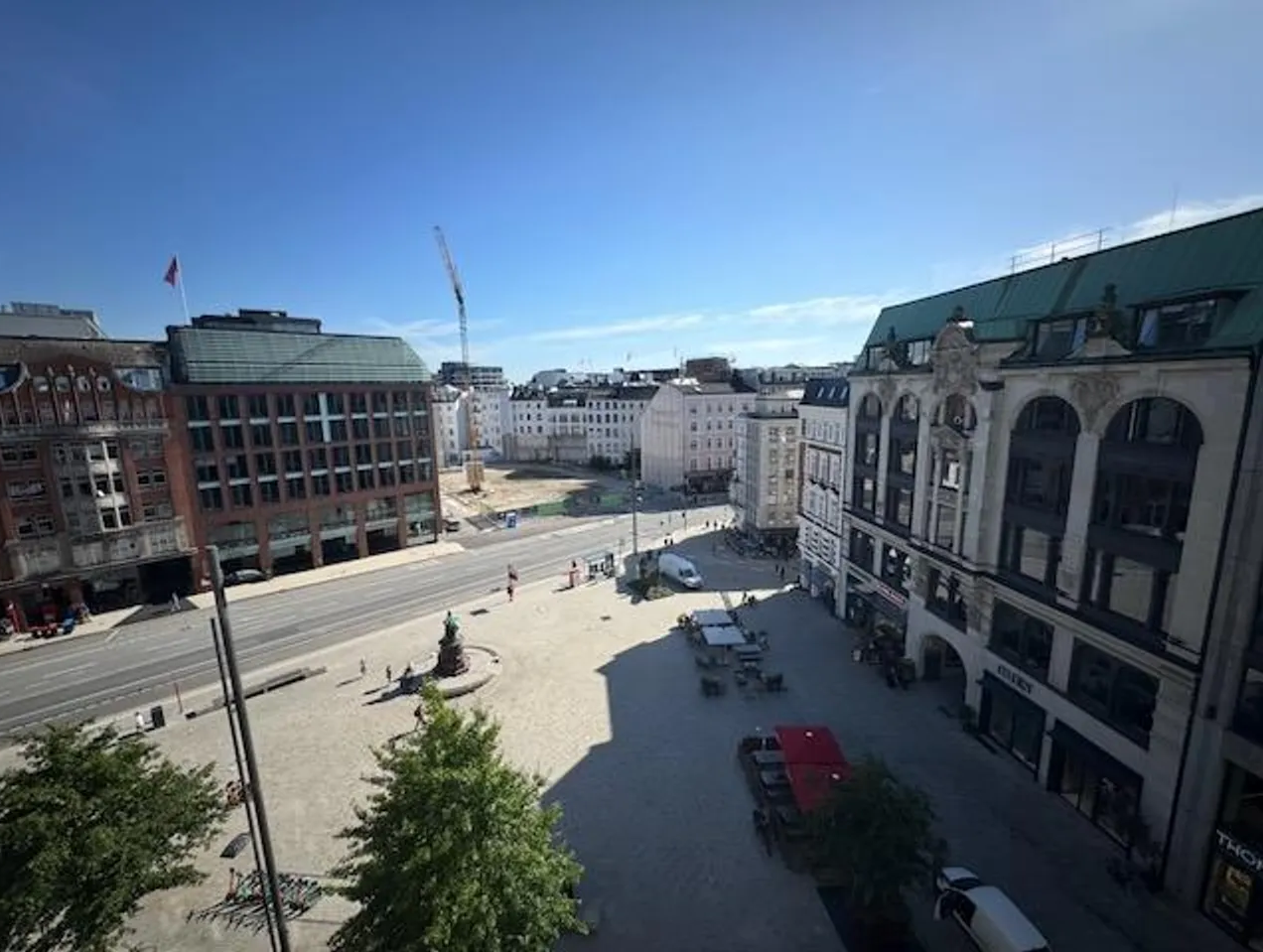 Ausblick über den Gänsemarkt Hamburg aus dem 5. Obergeschoss